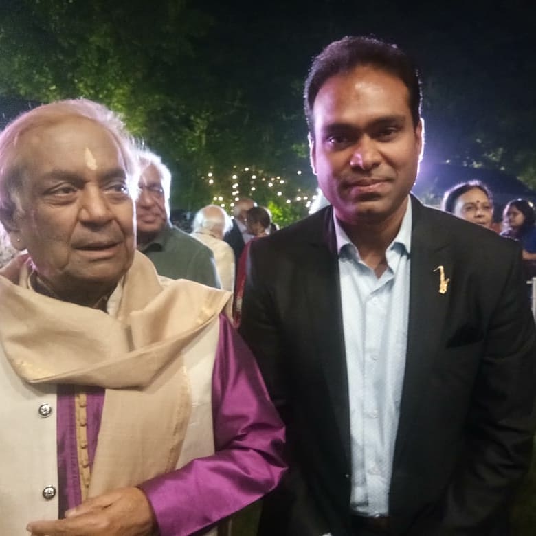 Vikas Gautam with a celebrity guest