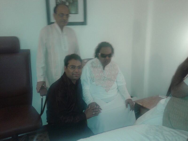 Vikas Gautam with a celebrity guest