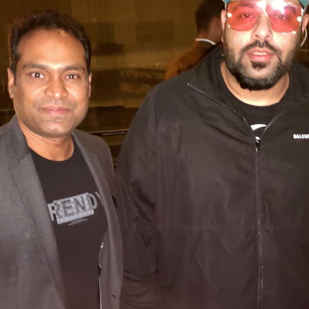 Vikas Gautam with a celebrity guest