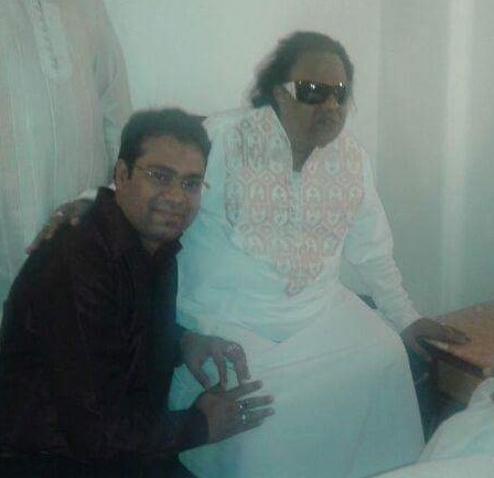 Vikas Gautam with a celebrity guest