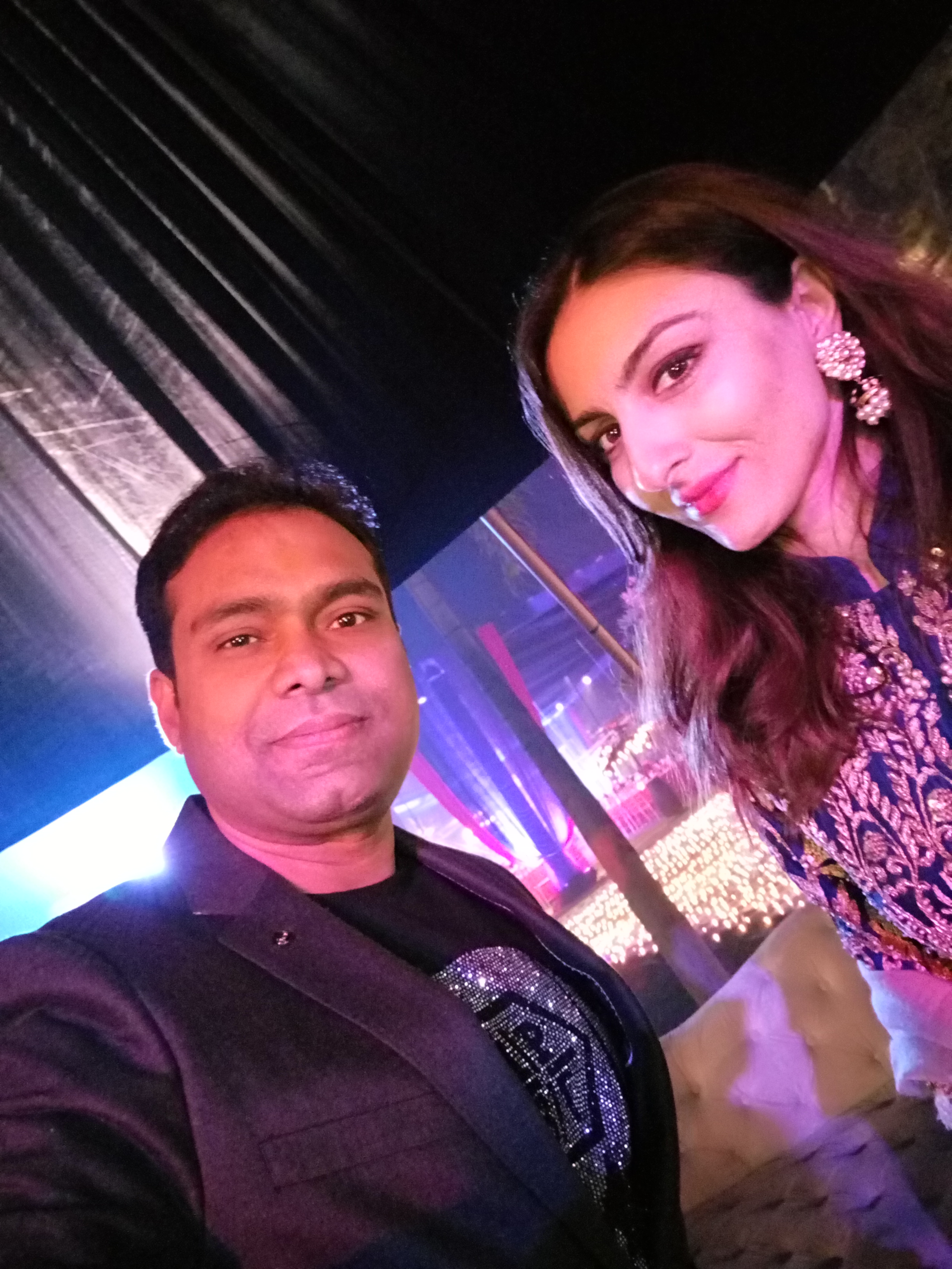 Vikas Gautam with a celebrity guest
