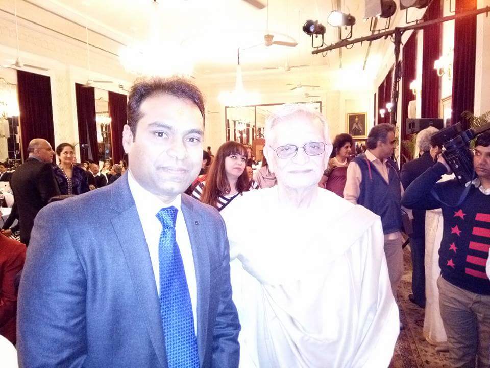 Vikas Gautam with a celebrity guest